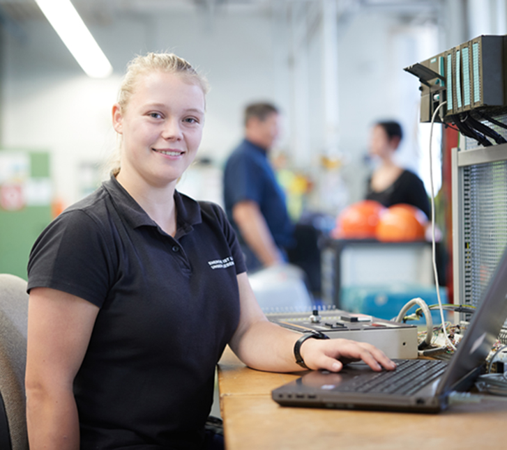 KOCH9043 final Mitarbeiterin der KMW
